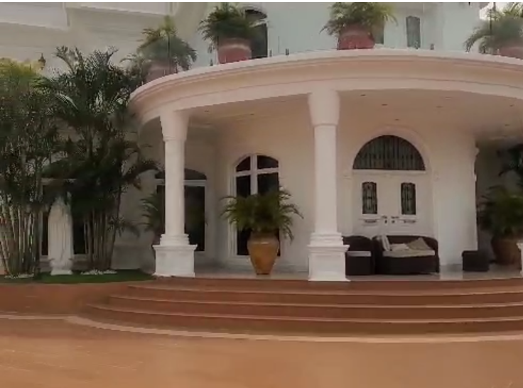 Grand 9-Bedroom Estate for Sale – Proper East Legon